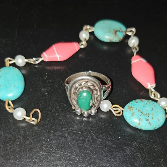 GENIUNE TURQUOISE RING, SET in SILVER and  BRACELET with FAUX STONE ACCENTS - Picture 3 of 9